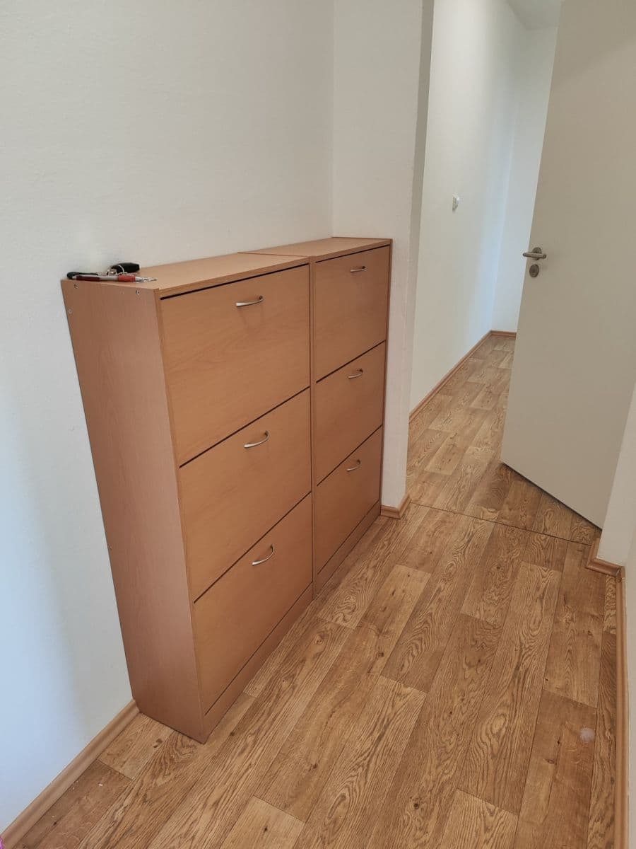 Prenájom bytu 3-izbový 68 m², Kúty, Zlín, Zlínský kraj Prenájom bytu 3-izbový 68 m², Kúty, Zlín, Zlínský kraj