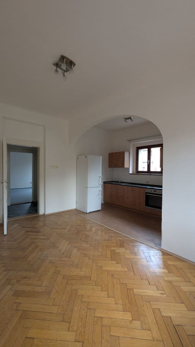 Prenájom bytu 2-izbový 48 m², Služská, Praha, Praha Prenájom bytu 2-izbový 48 m², Služská, Praha, Praha