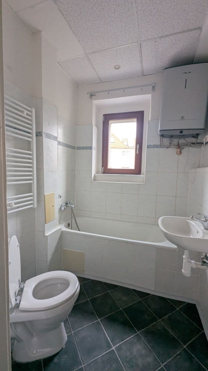 Prenájom bytu 2-izbový 48 m², Služská, Praha, Praha Prenájom bytu 2-izbový 48 m², Služská, Praha, Praha