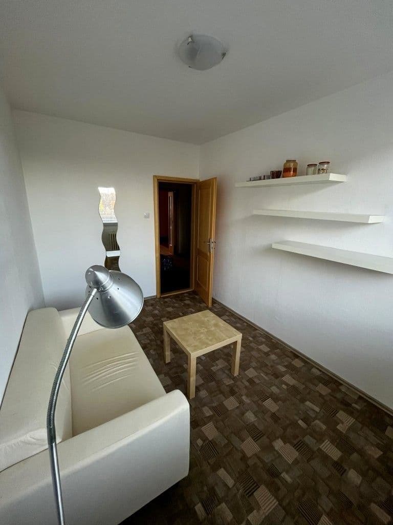 Prenájom bytu 4-izbový 94 m², Hausmannova, Praha, Praha Prenájom bytu 4-izbový 94 m², Hausmannova, Praha, Praha