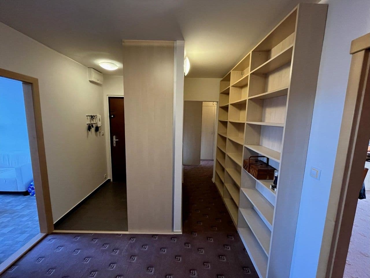 Prenájom bytu 4-izbový 94 m², Hausmannova, Praha, Praha Prenájom bytu 4-izbový 94 m², Hausmannova, Praha, Praha