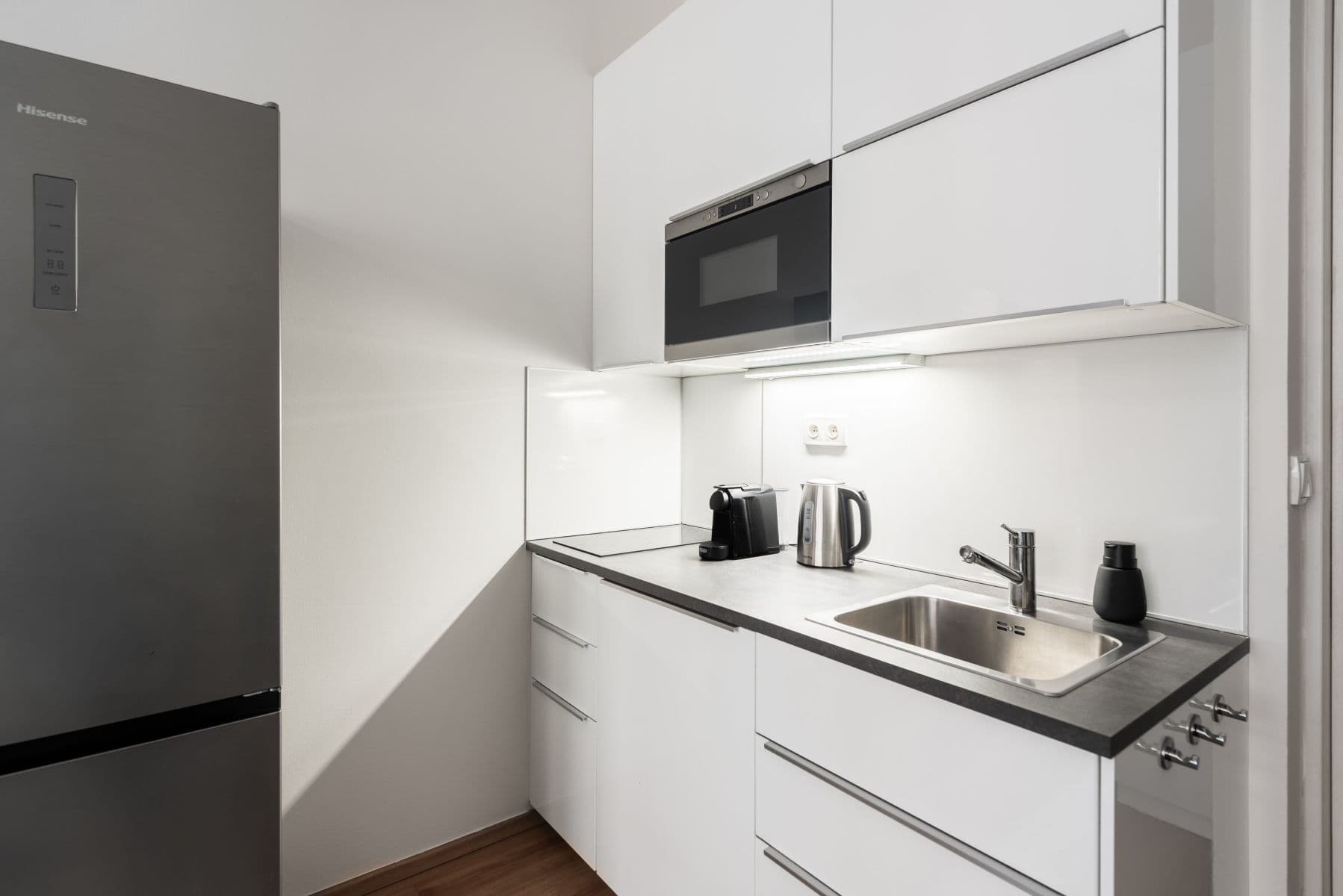 Prenájom bytu 24 m², Zborovská, Praha, Praha Prenájom bytu 24 m², Zborovská, Praha, Praha