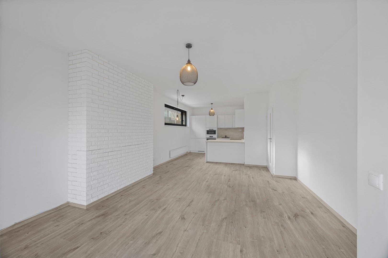 Prenájom bytu 2-izbový 60 m², Na Komořsku, Praha, Praha Prenájom bytu 2-izbový 60 m², Na Komořsku, Praha, Praha