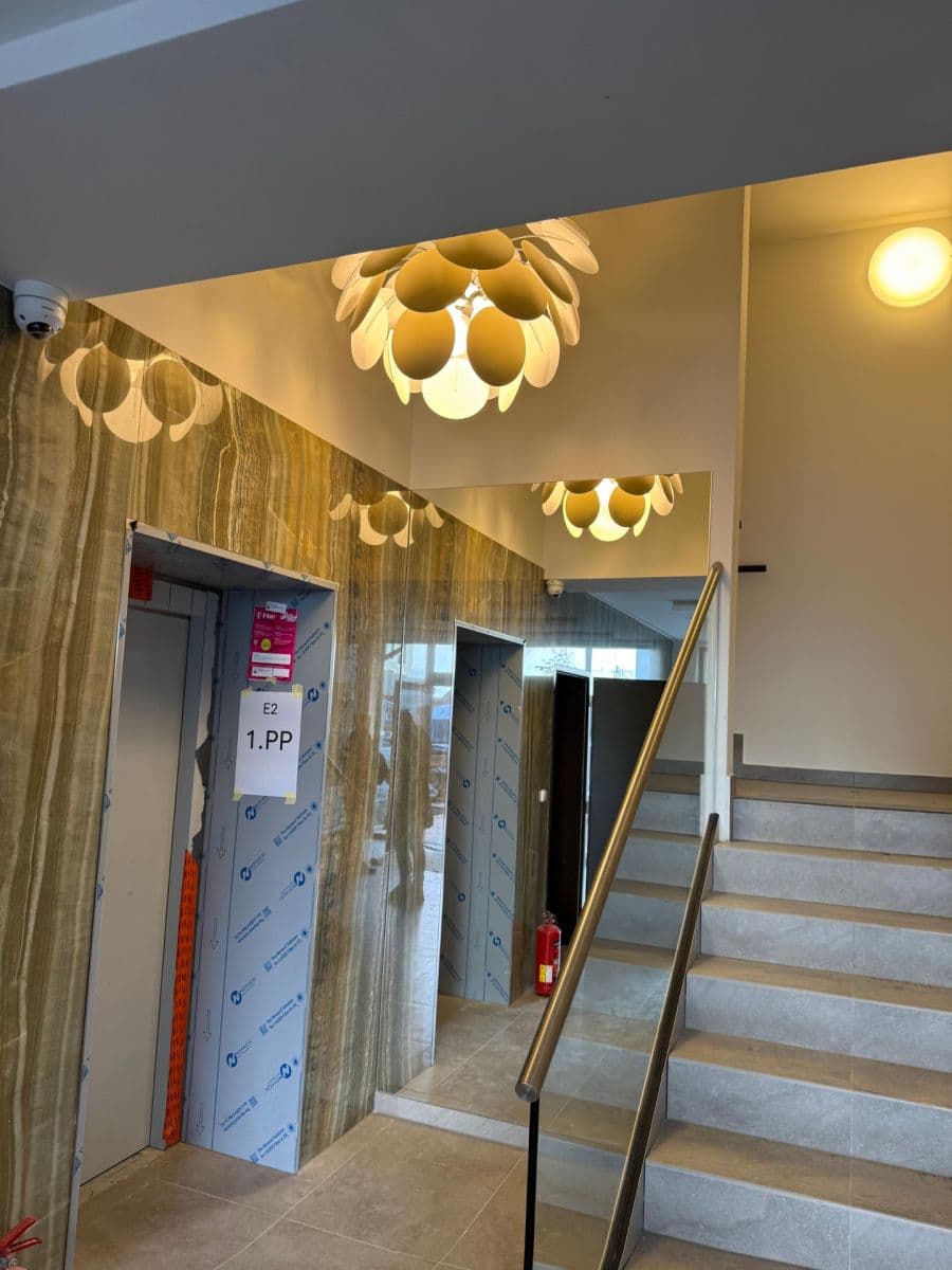 Prenájom bytu 4-izbový 89 m², Stočesova, Praha, Praha Prenájom bytu 4-izbový 89 m², Stočesova, Praha, Praha