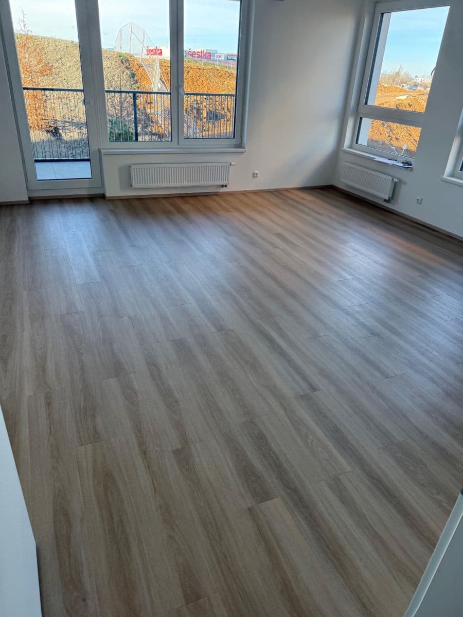 Prenájom bytu 4-izbový 89 m², Stočesova, Praha, Praha Prenájom bytu 4-izbový 89 m², Stočesova, Praha, Praha