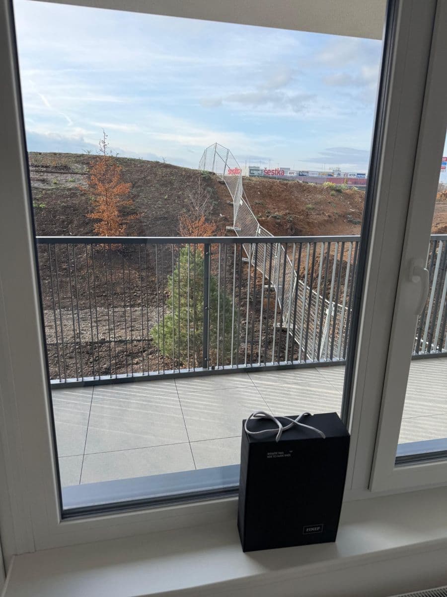 Prenájom bytu 4-izbový 89 m², Stočesova, Praha, Praha Prenájom bytu 4-izbový 89 m², Stočesova, Praha, Praha