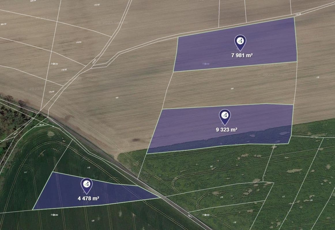 Predaj pozemku 7.261 m², Luštěnice, Středočeský kraj Predaj pozemku 7.261 m², Luštěnice, Středočeský kraj