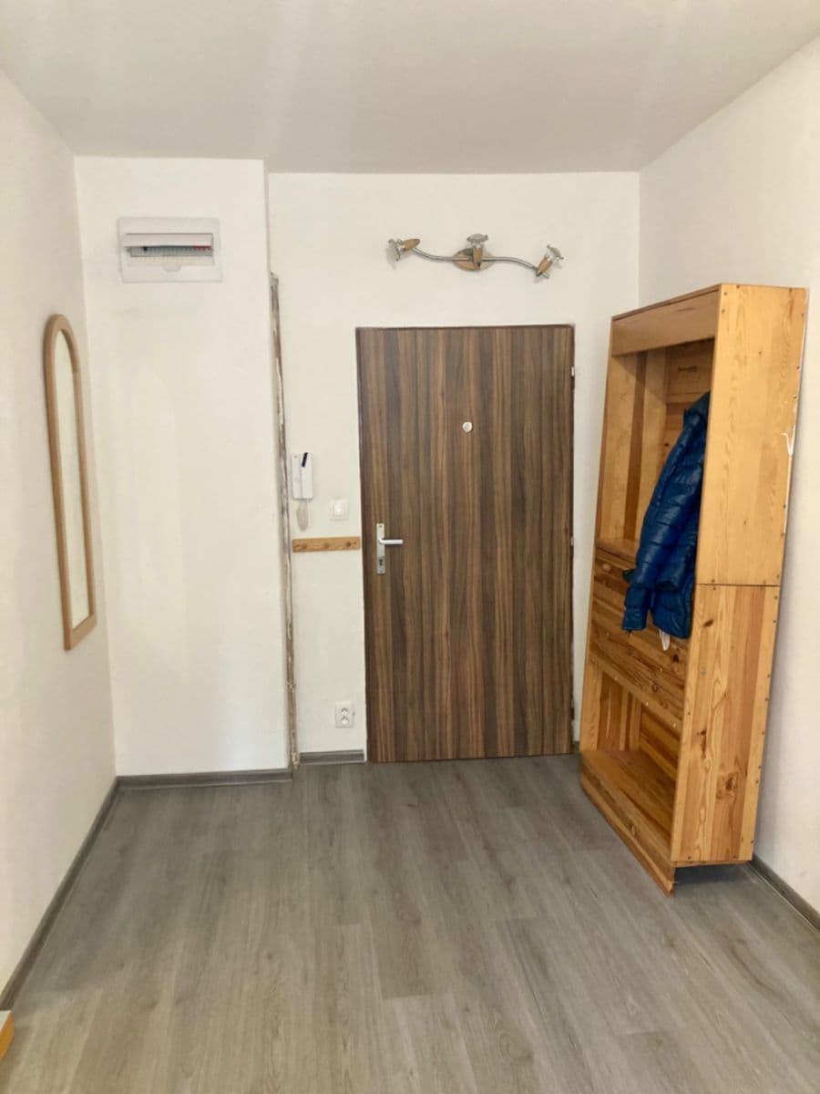 Prenájom bytu 2-izbový 29 m², Svahová, Karlovy Vary, Karlovarský kraj Prenájom bytu 2-izbový 29 m², Svahová, Karlovy Vary, Karlovarský kraj