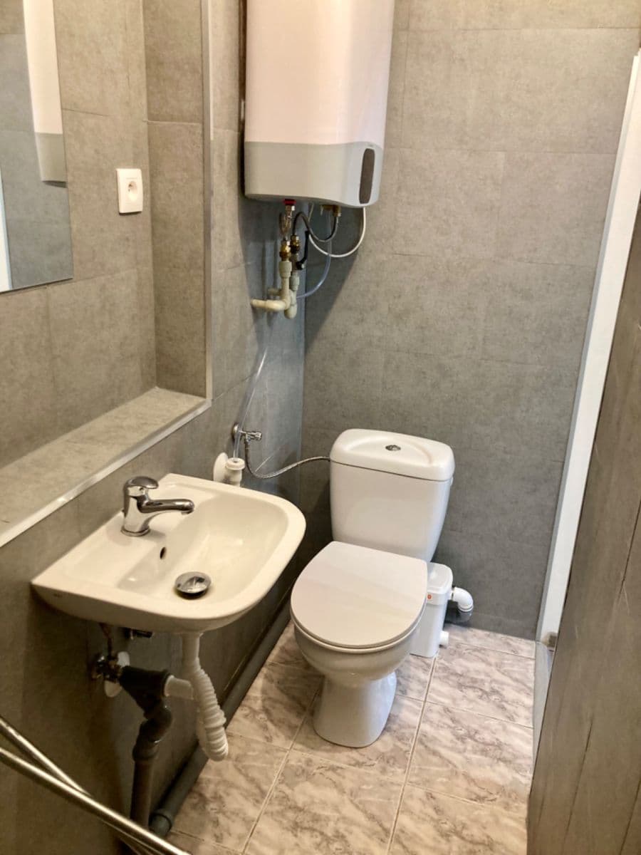 Prenájom bytu 2-izbový 29 m², Svahová, Karlovy Vary, Karlovarský kraj Prenájom bytu 2-izbový 29 m², Svahová, Karlovy Vary, Karlovarský kraj