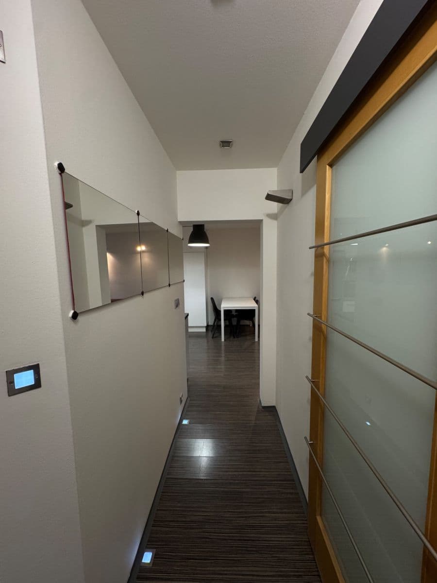 Prenájom bytu 3-izbový 62 m², Vazovova, Praha, Praha Prenájom bytu 3-izbový 62 m², Vazovova, Praha, Praha