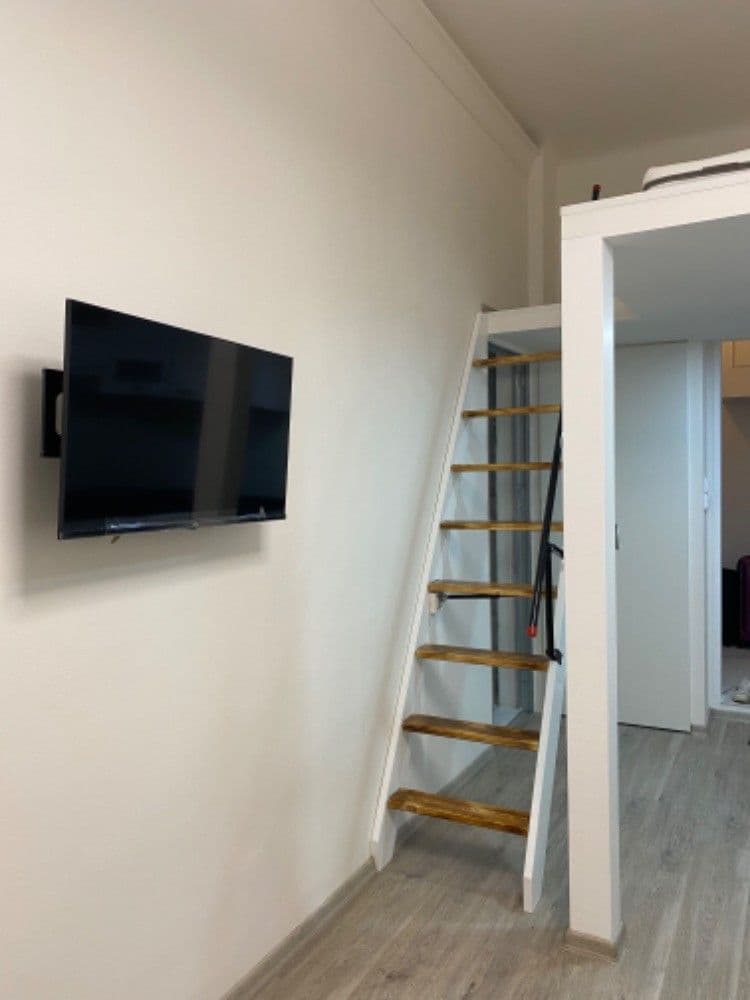 Prenájom bytu 1-izbový 19 m², Jagellonská, Praha, Praha Prenájom bytu 1-izbový 19 m², Jagellonská, Praha, Praha