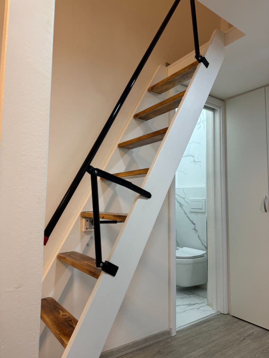 Prenájom bytu 1-izbový 19 m², Jagellonská, Praha, Praha Prenájom bytu 1-izbový 19 m², Jagellonská, Praha, Praha