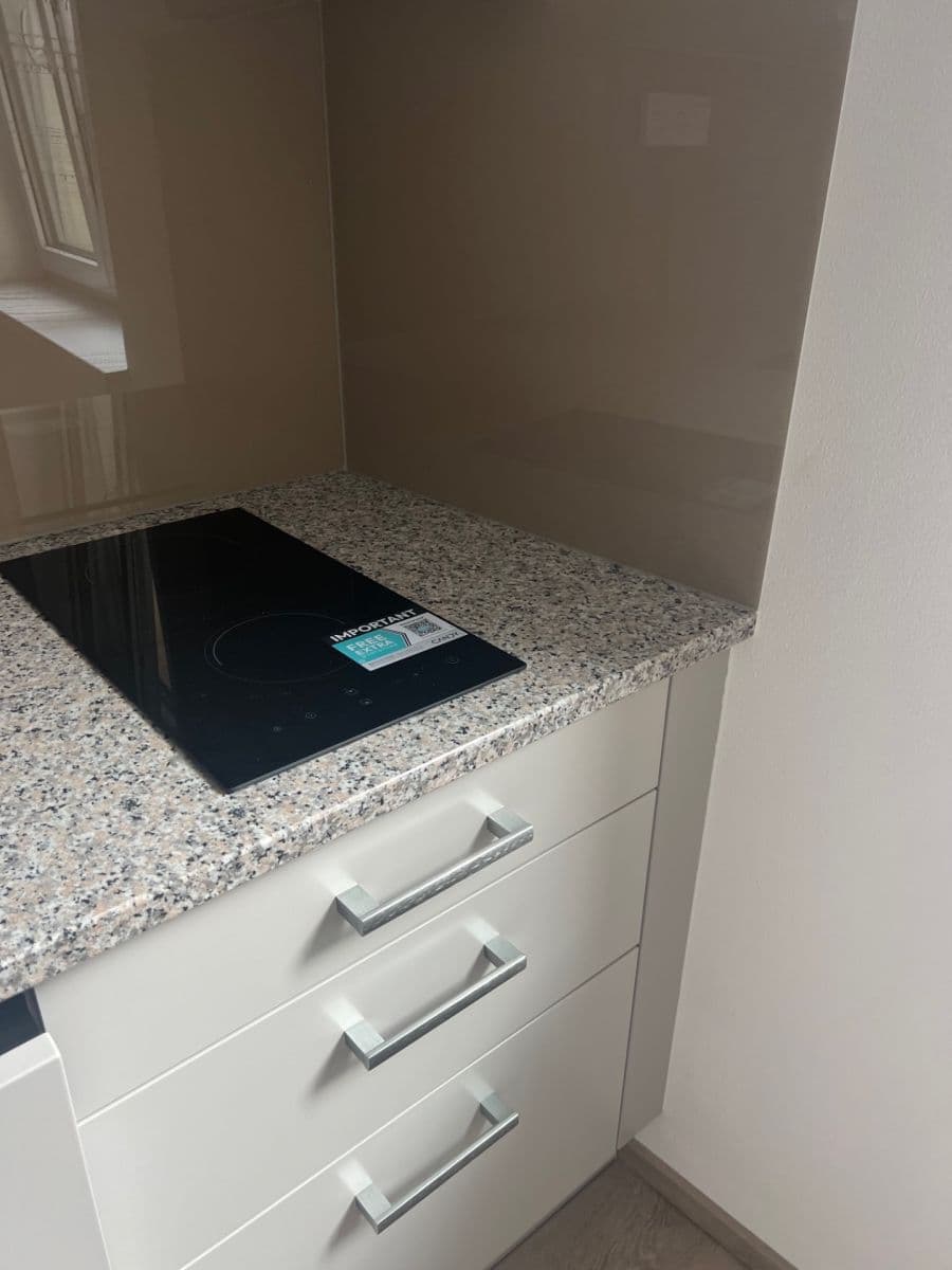 Prenájom bytu 1-izbový 30 m², Puškinova, Plzeň, Plzeňský kraj Prenájom bytu 1-izbový 30 m², Puškinova, Plzeň, Plzeňský kraj