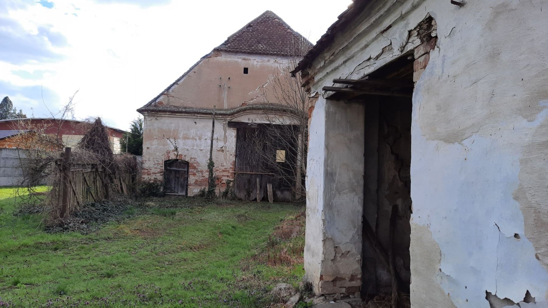 Predaj domu 714 m², pozemek 1.389 m², Jilemnického, Gbely, Trnavský kraj Predaj domu 714 m², pozemek 1.389 m², Jilemnického, Gbely, Trnavský kraj