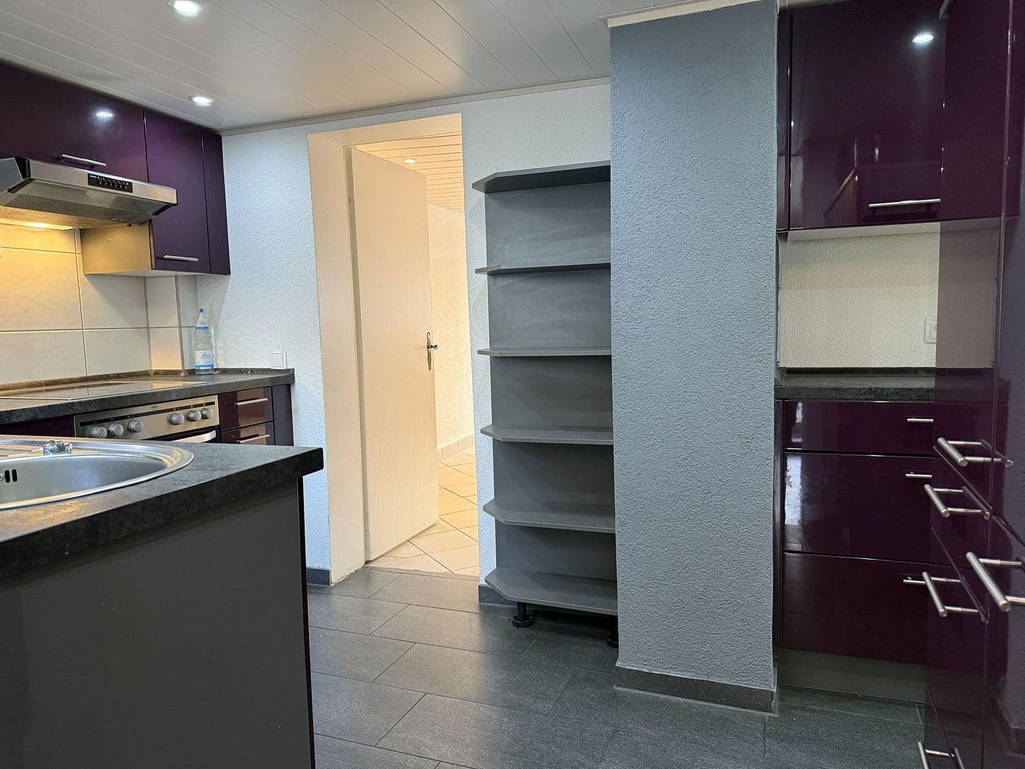 Predaj domu 100 m², pozemek 398 m², Heilbronn, Bádensko-Wurttembersko Predaj domu 100 m², pozemek 398 m², Heilbronn, Bádensko-Wurttembersko