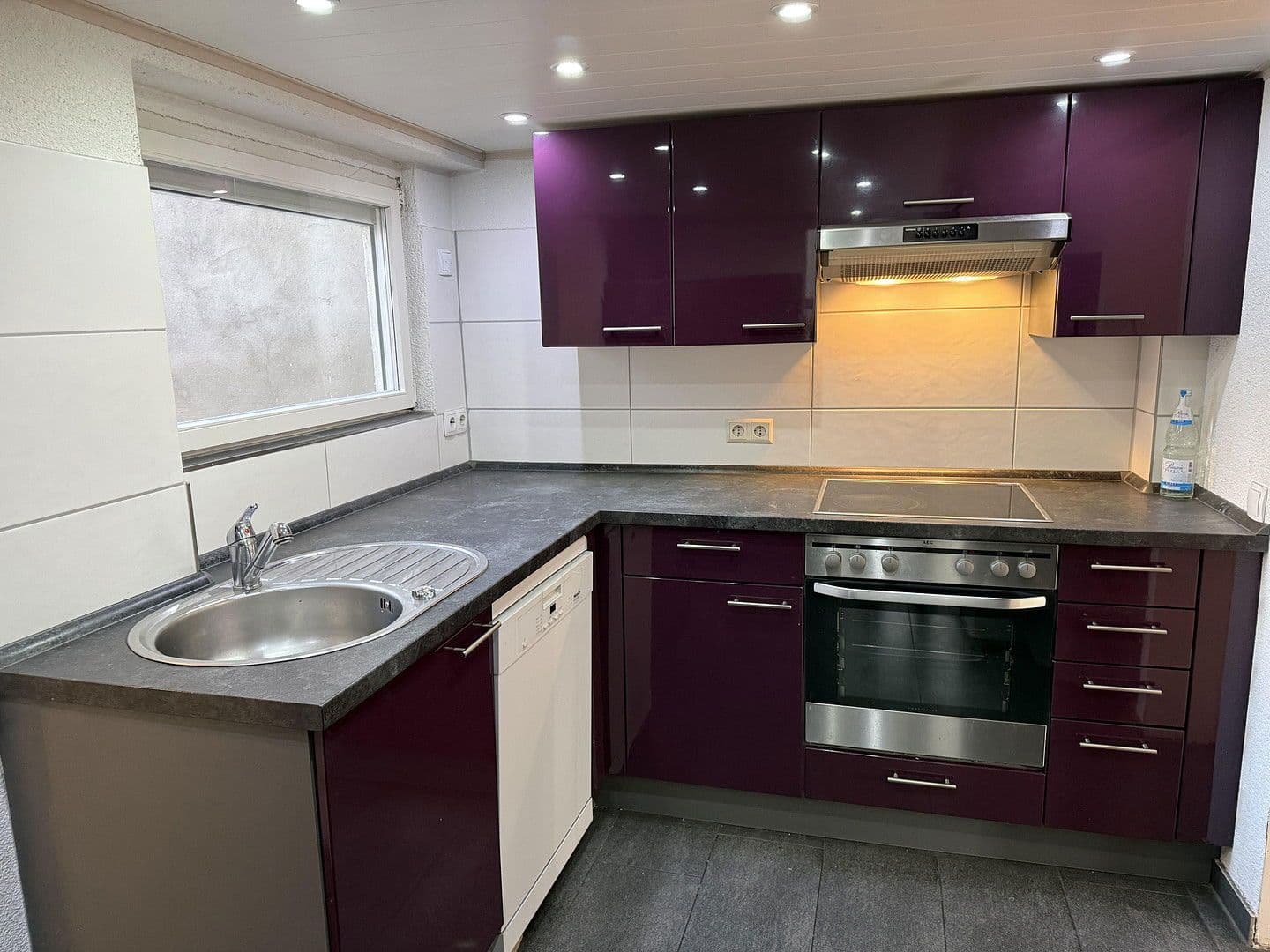 Predaj domu 100 m², pozemek 398 m², Heilbronn, Bádensko-Wurttembersko Predaj domu 100 m², pozemek 398 m², Heilbronn, Bádensko-Wurttembersko