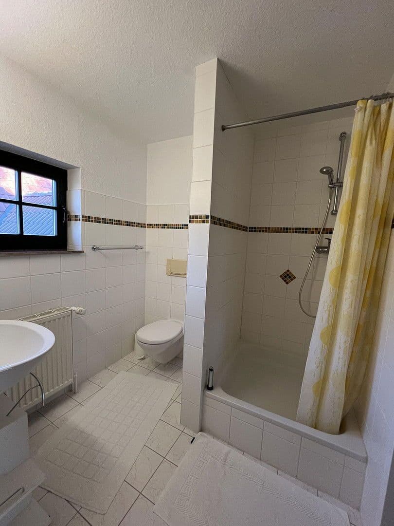 Predaj domu 232 m², pozemek 3.243 m², Meierstorfer Straße 2, Ruhner Berge, Meklenbursko-Predpomoransko Predaj domu 232 m², pozemek 3.243 m², Meierstorfer Straße 2, Ruhner Berge, Meklenbursko-Predpomoransko