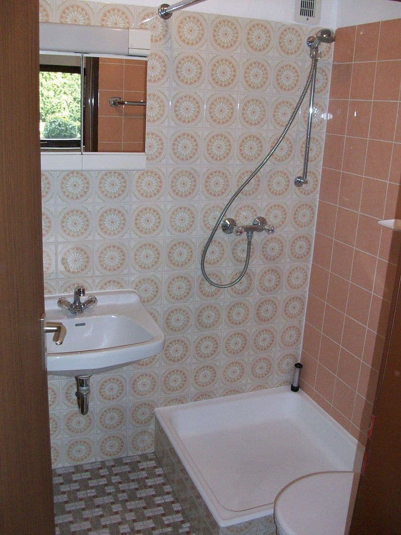 Prenájom bytu 1-izbový 22 m², Klosterstr. 76, Randersacker, Bavorsko Prenájom bytu 1-izbový 22 m², Klosterstr. 76, Randersacker, Bavorsko