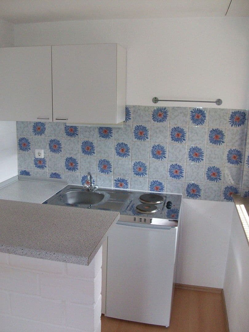 Prenájom bytu 1-izbový 22 m², Klosterstr. 76, Randersacker, Bavorsko Prenájom bytu 1-izbový 22 m², Klosterstr. 76, Randersacker, Bavorsko