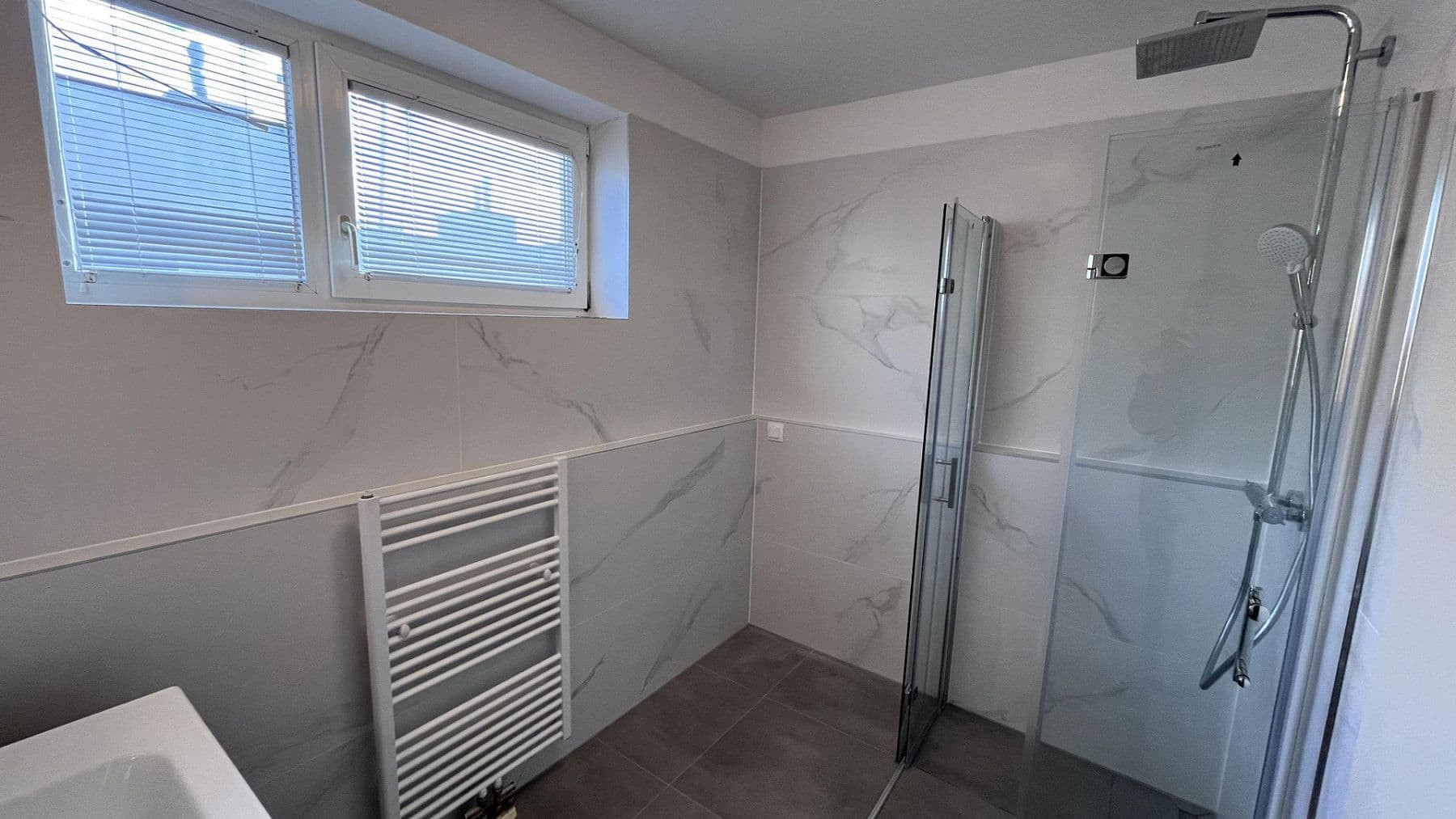 Prenájom bytu 3-izbový 75 m², Grundäckergasse 36, Wien, Viedeň Prenájom bytu 3-izbový 75 m², Grundäckergasse 36, Wien, Viedeň