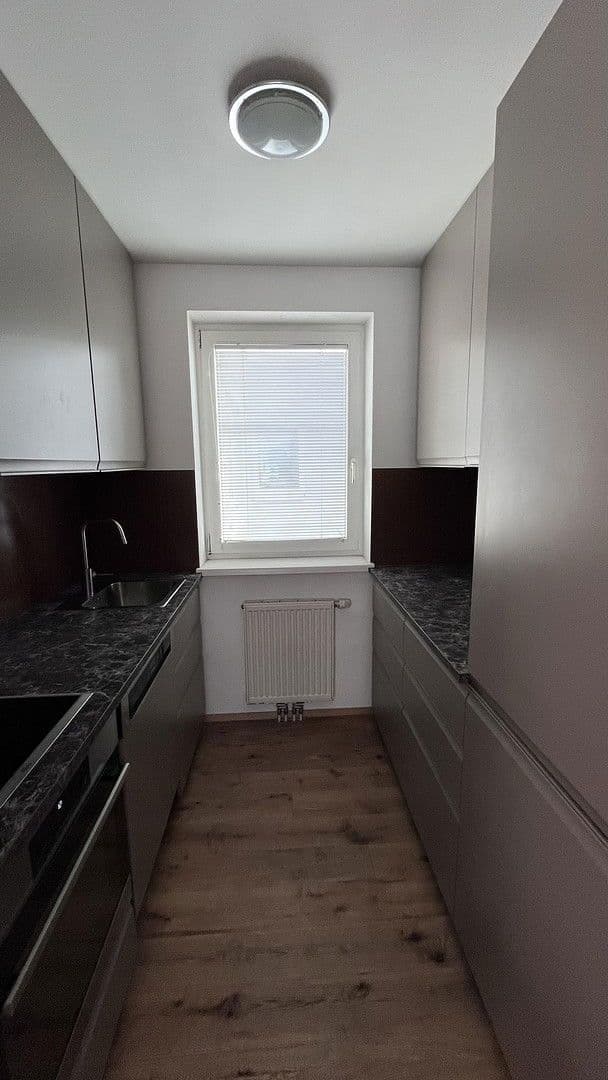 Prenájom bytu 3-izbový 75 m², Grundäckergasse 36, Wien, Viedeň Prenájom bytu 3-izbový 75 m², Grundäckergasse 36, Wien, Viedeň