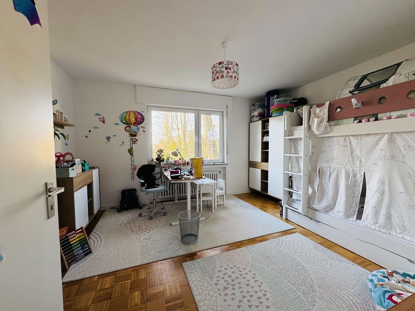 Prenájom bytu 4-izbový 116 m², Humboldstraße 27, Wiesbaden, Hesensko Prenájom bytu 4-izbový 116 m², Humboldstraße 27, Wiesbaden, Hesensko