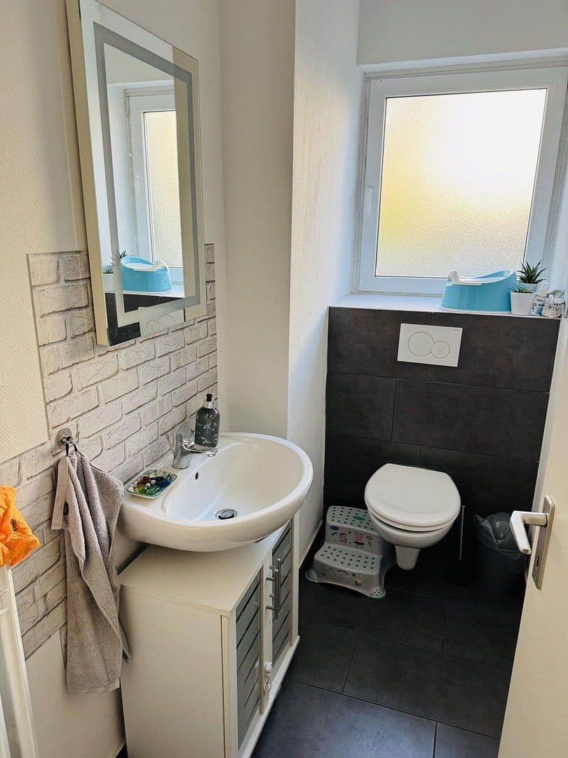 Prenájom bytu 4-izbový 116 m², Humboldstraße 27, Wiesbaden, Hesensko Prenájom bytu 4-izbový 116 m², Humboldstraße 27, Wiesbaden, Hesensko