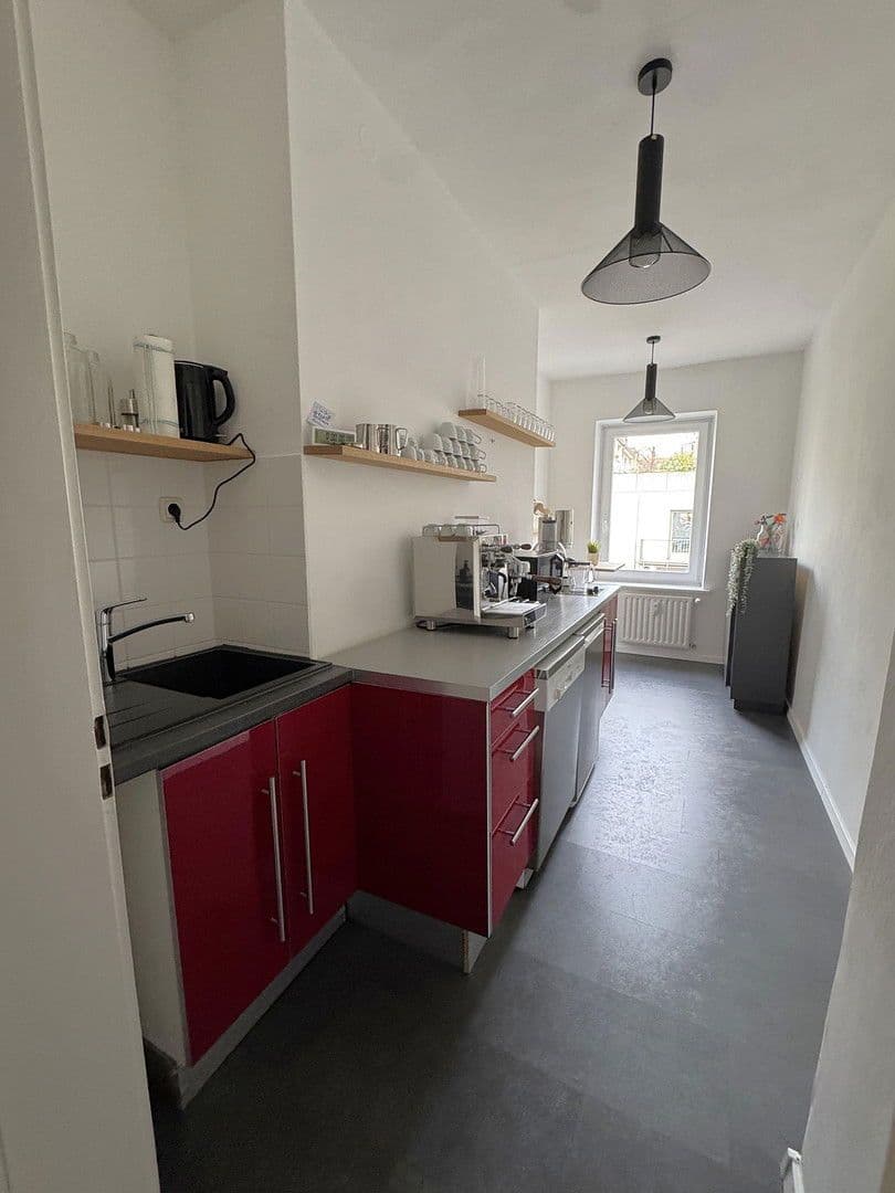 Prenájom kancelárie 90 m², Klenzestrasse 36, München, Bavorsko Prenájom kancelárie 90 m², Klenzestrasse 36, München, Bavorsko