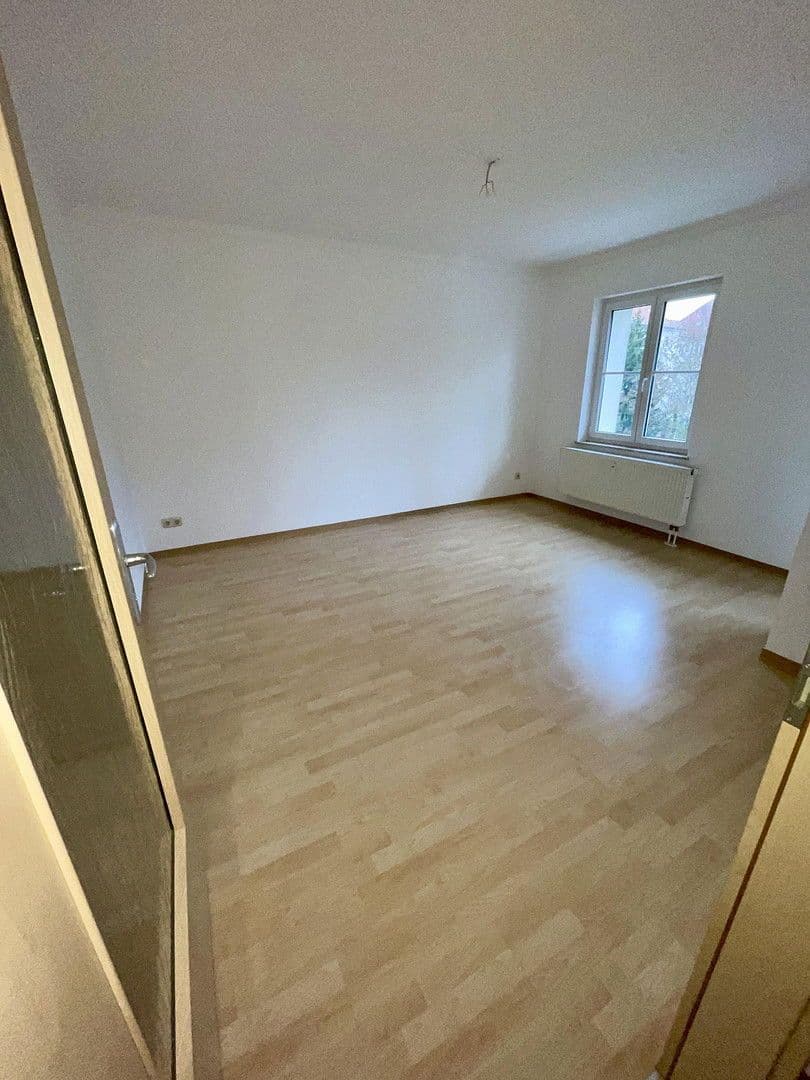 Prenájom bytu 2-izbový 52 m², Einsteinstraße 3, Leipzig, Sasko Prenájom bytu 2-izbový 52 m², Einsteinstraße 3, Leipzig, Sasko