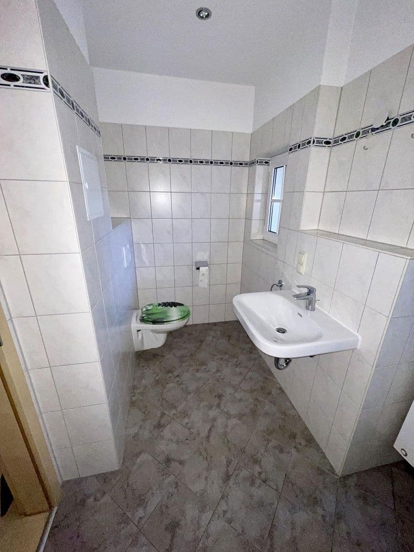 Prenájom bytu 2-izbový 52 m², Einsteinstraße 3, Leipzig, Sasko Prenájom bytu 2-izbový 52 m², Einsteinstraße 3, Leipzig, Sasko