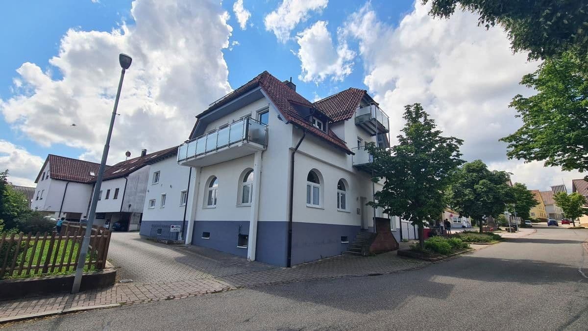 Prenájom bytu 1-izbový 37 m², Liebenzeller Str.3, Neuhausen, Bádensko-Wurttembersko Prenájom bytu 1-izbový 37 m², Liebenzeller Str.3, Neuhausen, Bádensko-Wurttembersko