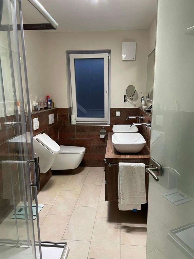 Prenájom bytu 2-izbový 60 m², Wiesenweg 14, Schwalbach am Taunus, Hesensko Prenájom bytu 2-izbový 60 m², Wiesenweg 14, Schwalbach am Taunus, Hesensko