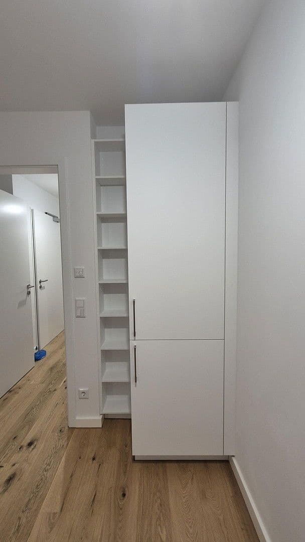 Prenájom bytu 3-izbový 66 m², Planegger Str. 63, München, Bavorsko Prenájom bytu 3-izbový 66 m², Planegger Str. 63, München, Bavorsko