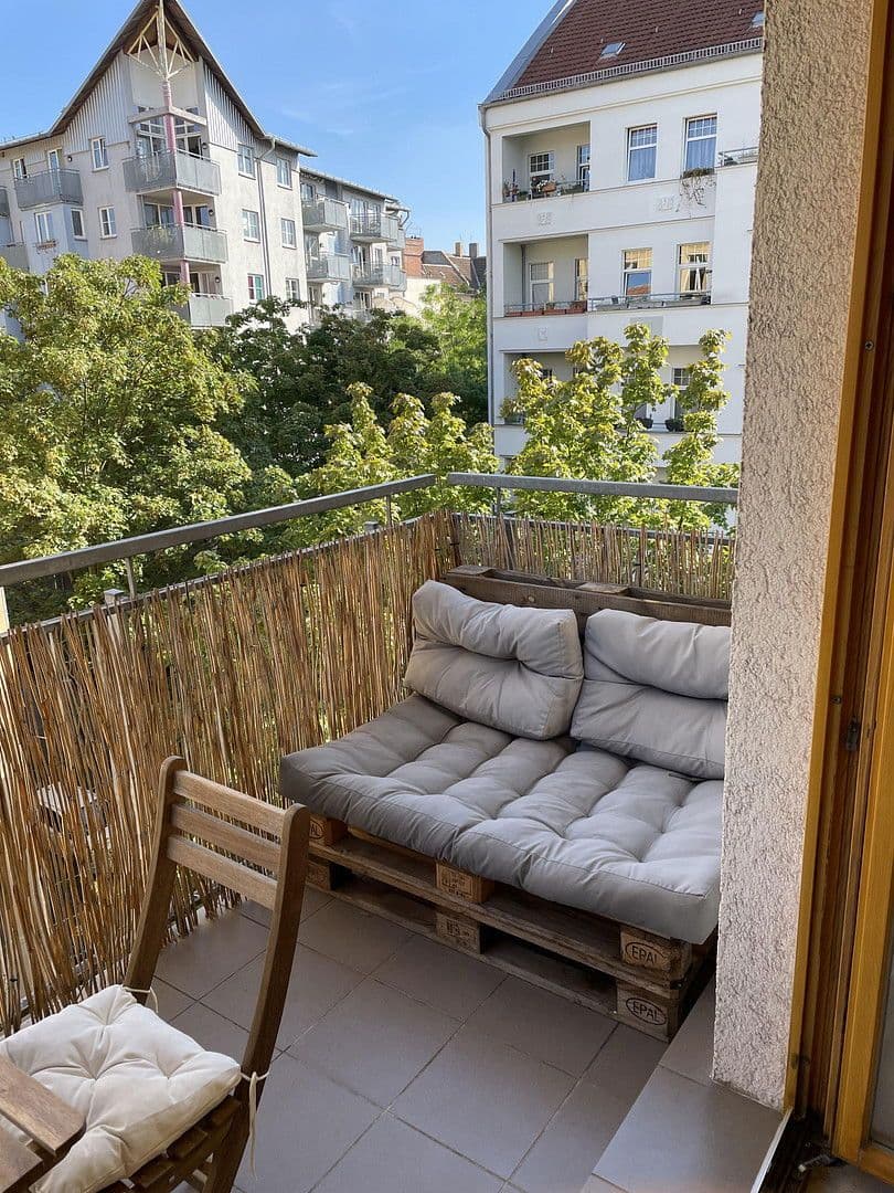 Prenájom bytu 1-izbový 38 m², Berlin, Berlín Prenájom bytu 1-izbový 38 m², Berlin, Berlín