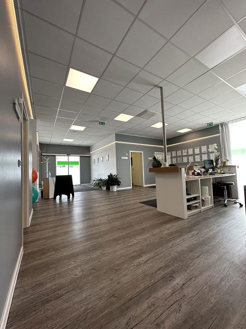 Prenájom kancelárie 440 m², Tulpenstr. 2-4, Dietzenbach, Hesensko Prenájom kancelárie 440 m², Tulpenstr. 2-4, Dietzenbach, Hesensko