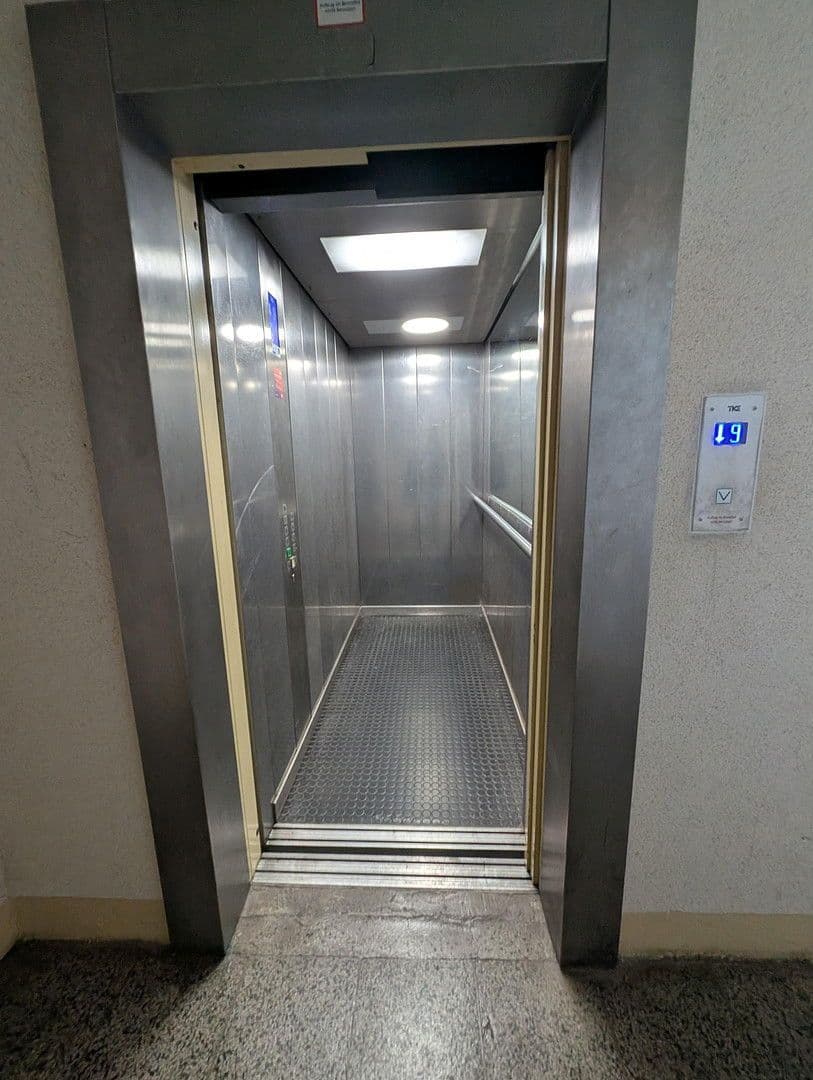 Predaj bytu 4-izbový 103 m², Ifflandstraße 4, Berlin, Berlín Predaj bytu 4-izbový 103 m², Ifflandstraße 4, Berlin, Berlín