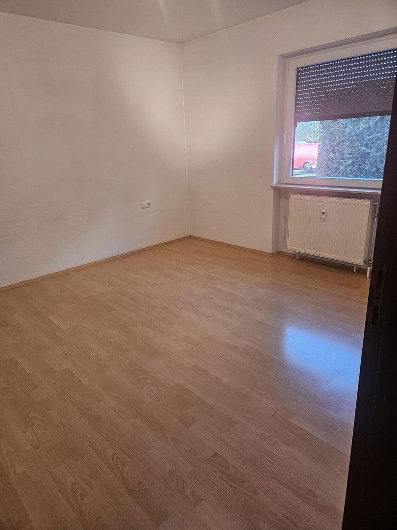 Prenájom bytu 2-izbový 60 m², Heilbronn, Bádensko-Wurttembersko Prenájom bytu 2-izbový 60 m², Heilbronn, Bádensko-Wurttembersko