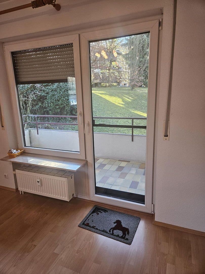 Prenájom bytu 2-izbový 60 m², Heilbronn, Bádensko-Wurttembersko Prenájom bytu 2-izbový 60 m², Heilbronn, Bádensko-Wurttembersko