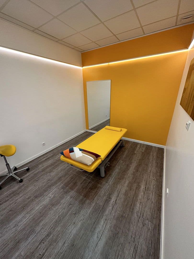 Predaj kancelárie 440 m², Tulpenstr. 2-4, Dietzenbach, Hesensko Predaj kancelárie 440 m², Tulpenstr. 2-4, Dietzenbach, Hesensko