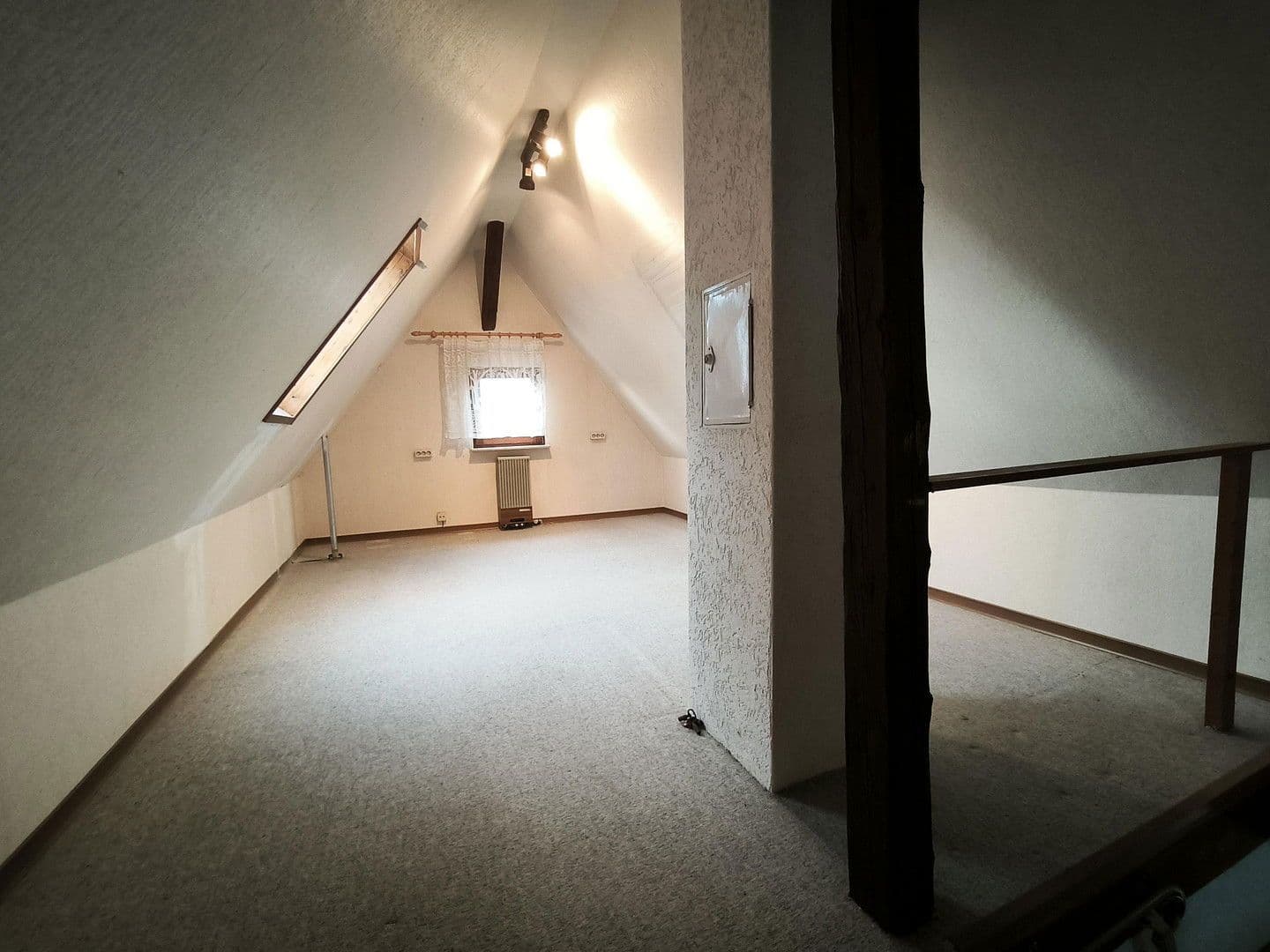 Predaj domu 141 m², pozemek 179 m², Remshalden, Bádensko-Wurttembersko Predaj domu 141 m², pozemek 179 m², Remshalden, Bádensko-Wurttembersko