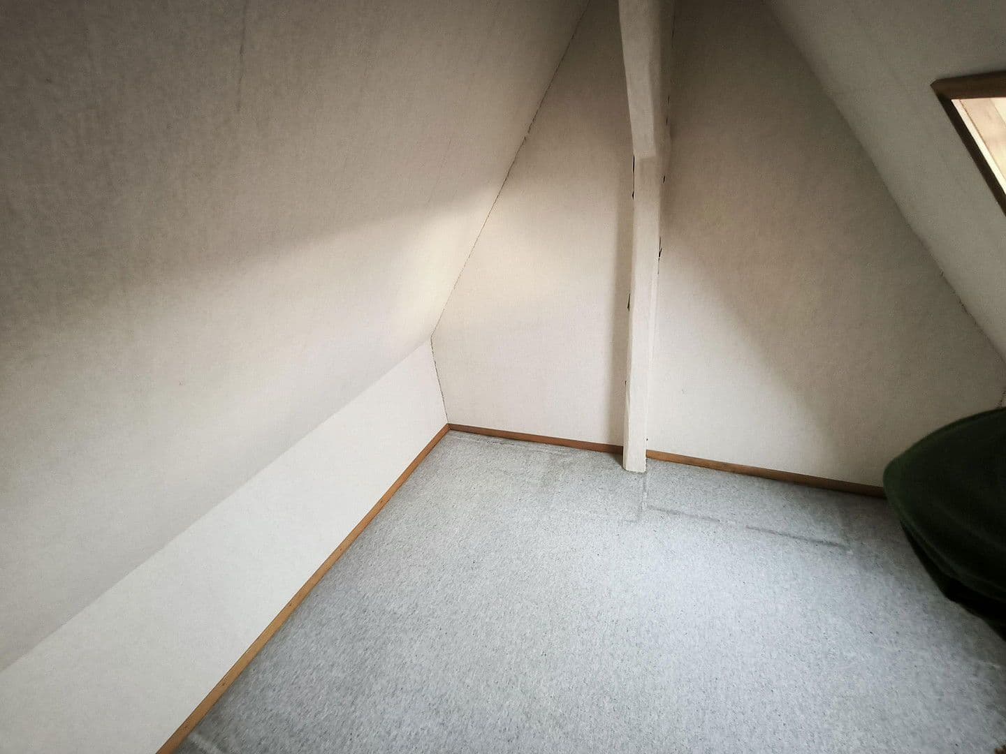 Predaj domu 141 m², pozemek 179 m², Remshalden, Bádensko-Wurttembersko Predaj domu 141 m², pozemek 179 m², Remshalden, Bádensko-Wurttembersko