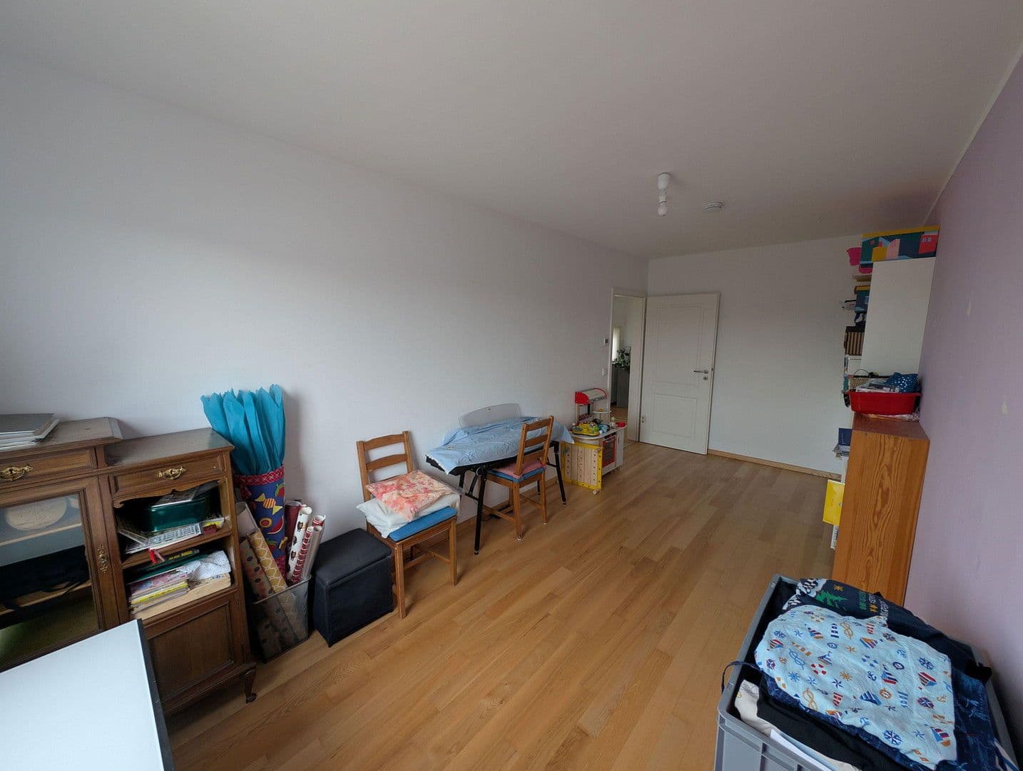 Predaj domu 174 m², pozemek 531 m², Walzbachtal, Bádensko-Wurttembersko Predaj domu 174 m², pozemek 531 m², Walzbachtal, Bádensko-Wurttembersko