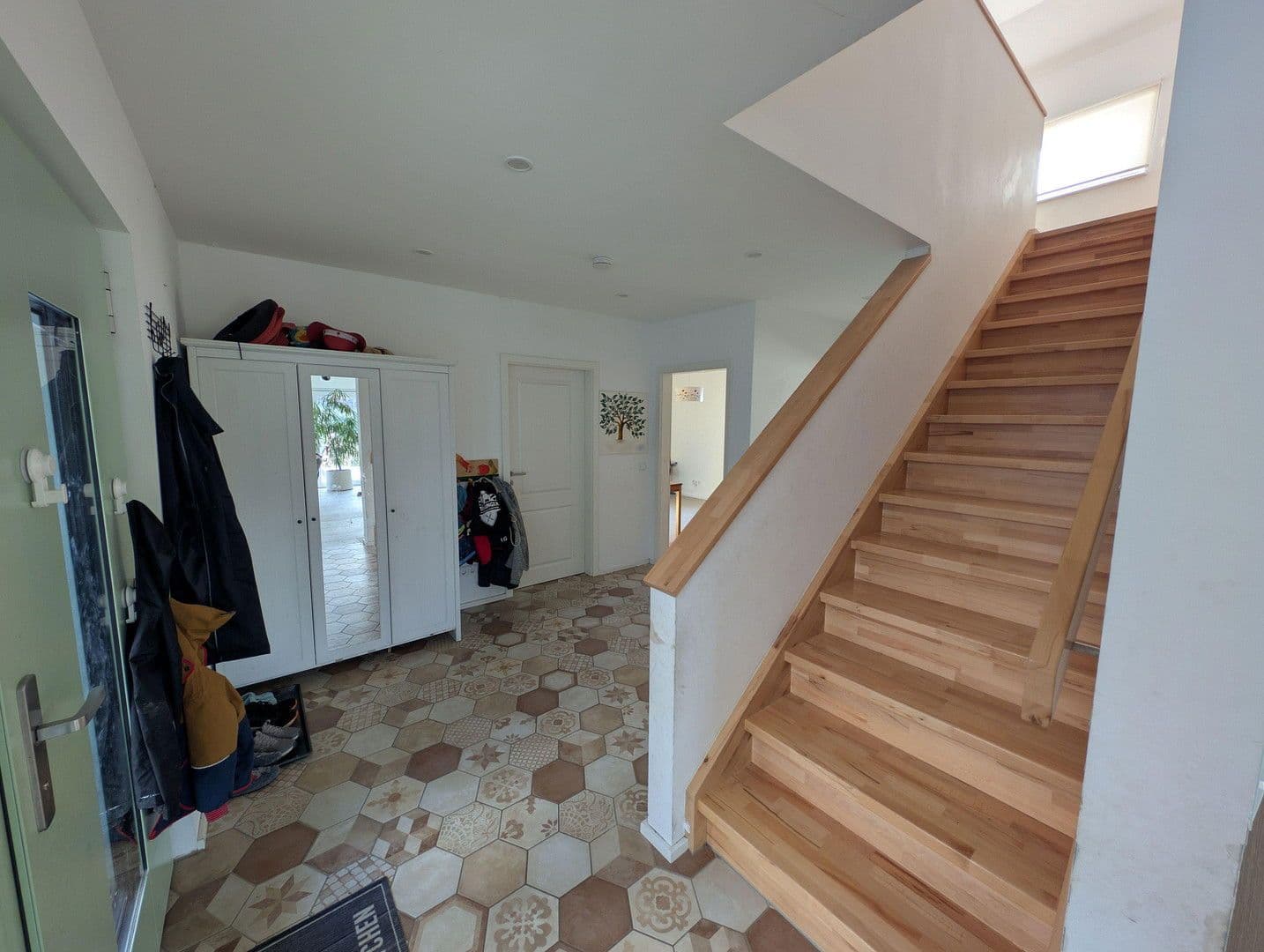 Predaj domu 174 m², pozemek 531 m², Walzbachtal, Bádensko-Wurttembersko Predaj domu 174 m², pozemek 531 m², Walzbachtal, Bádensko-Wurttembersko