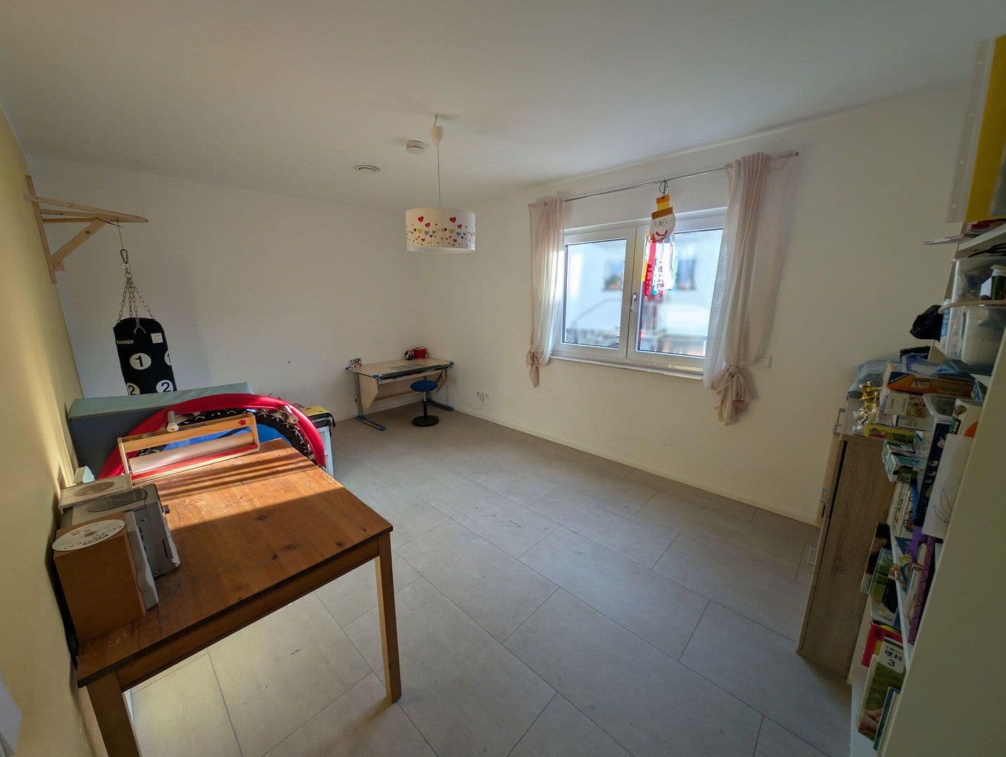 Predaj domu 174 m², pozemek 531 m², Walzbachtal, Bádensko-Wurttembersko Predaj domu 174 m², pozemek 531 m², Walzbachtal, Bádensko-Wurttembersko