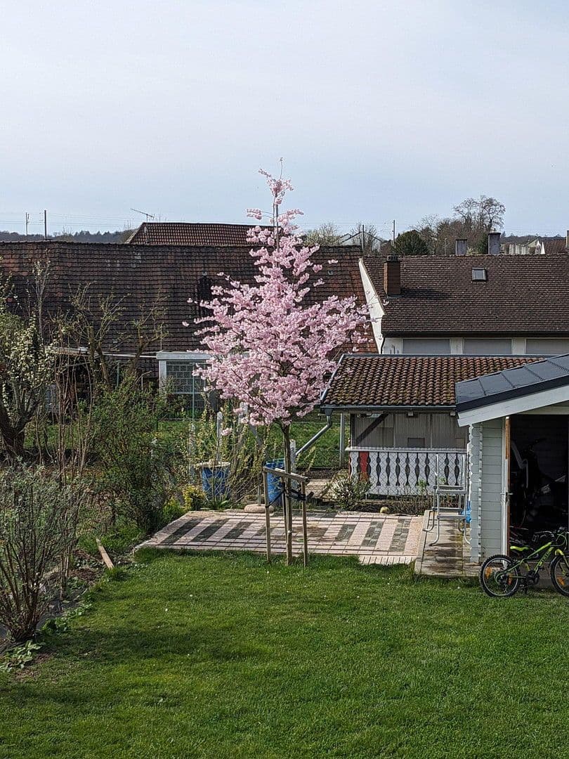 Predaj domu 174 m², pozemek 531 m², Walzbachtal, Bádensko-Wurttembersko Predaj domu 174 m², pozemek 531 m², Walzbachtal, Bádensko-Wurttembersko