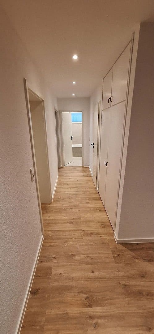 Prenájom kancelárie 100 m², Königsteiner Strasse 48, Bad Soden am Taunus, Hesensko Prenájom kancelárie 100 m², Königsteiner Strasse 48, Bad Soden am Taunus, Hesensko