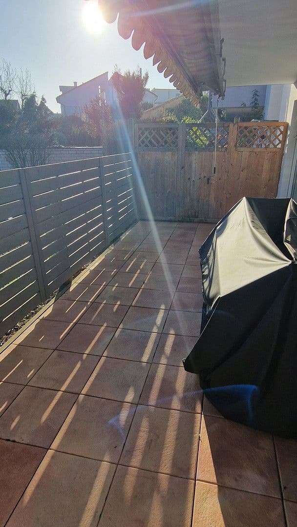 Prenájom bytu 2-izbový 66 m², Bonn, Severné Porýnie - Westfálsko Prenájom bytu 2-izbový 66 m², Bonn, Severné Porýnie - Westfálsko