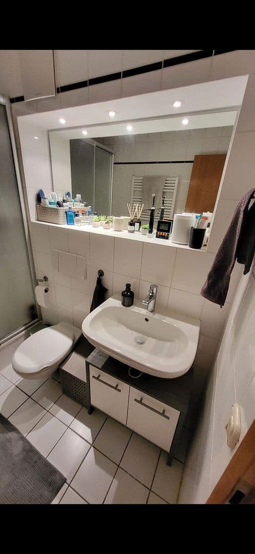 Prenájom bytu 2-izbový 66 m², Bonn, Severné Porýnie - Westfálsko Prenájom bytu 2-izbový 66 m², Bonn, Severné Porýnie - Westfálsko