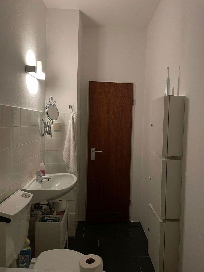 Prenájom bytu 2-izbový 58 m², Duisburg, Severné Porýnie - Westfálsko Prenájom bytu 2-izbový 58 m², Duisburg, Severné Porýnie - Westfálsko