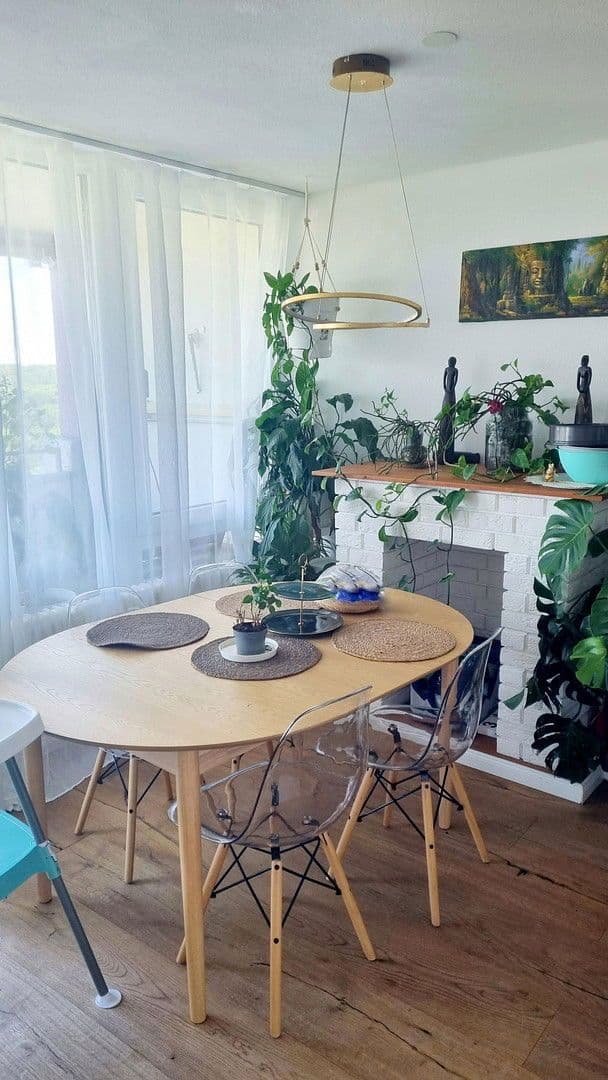 Predaj bytu 4-izbový 109 m², Sindelfingen, Bádensko-Wurttembersko Predaj bytu 4-izbový 109 m², Sindelfingen, Bádensko-Wurttembersko